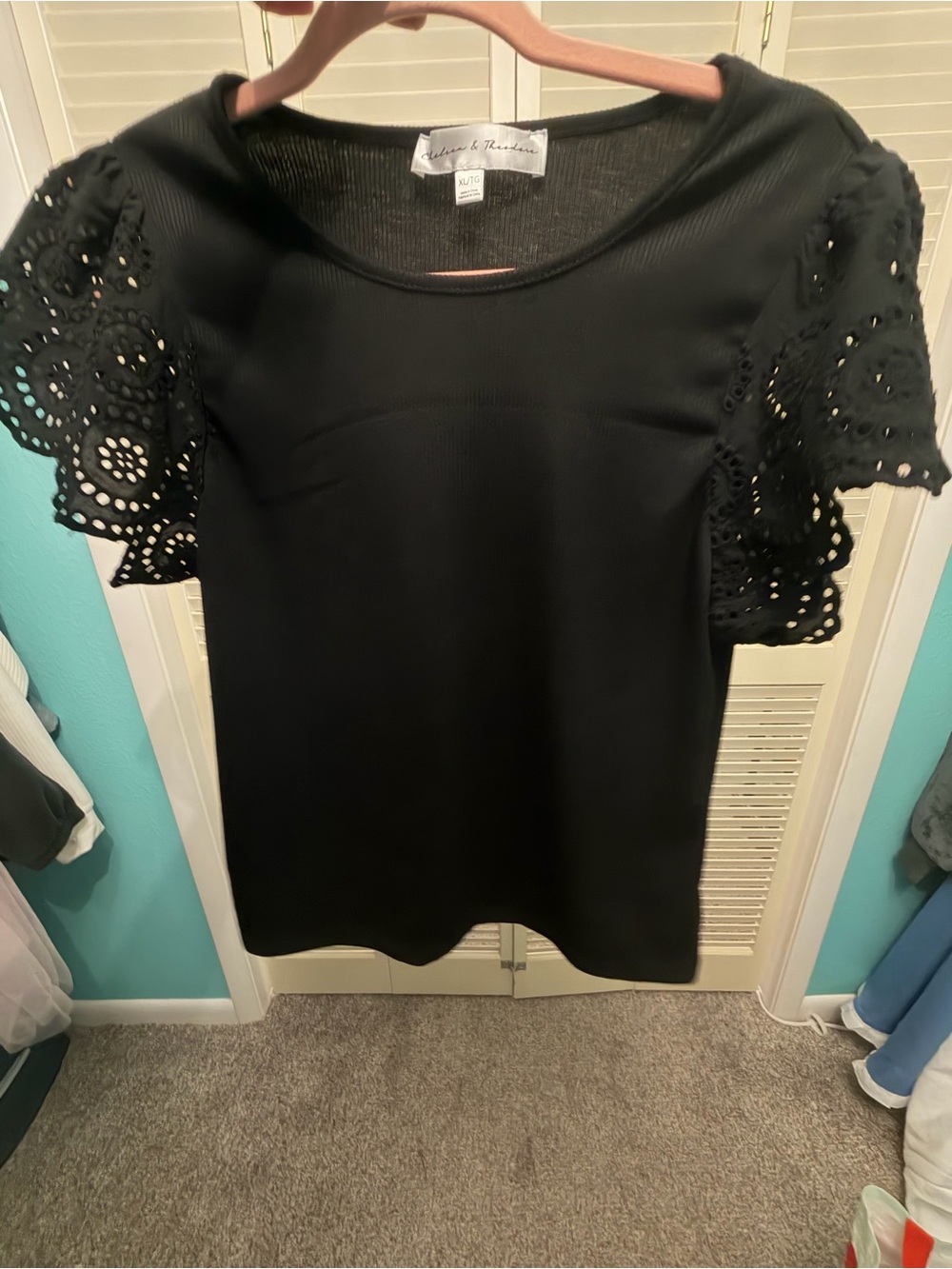 Chelsea & Theodore Black Eyelet Sleeve Short Sleeve Top